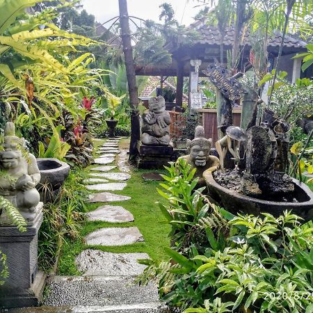 Putu'S Paradise Guesthouse Ubud Exteriör bild