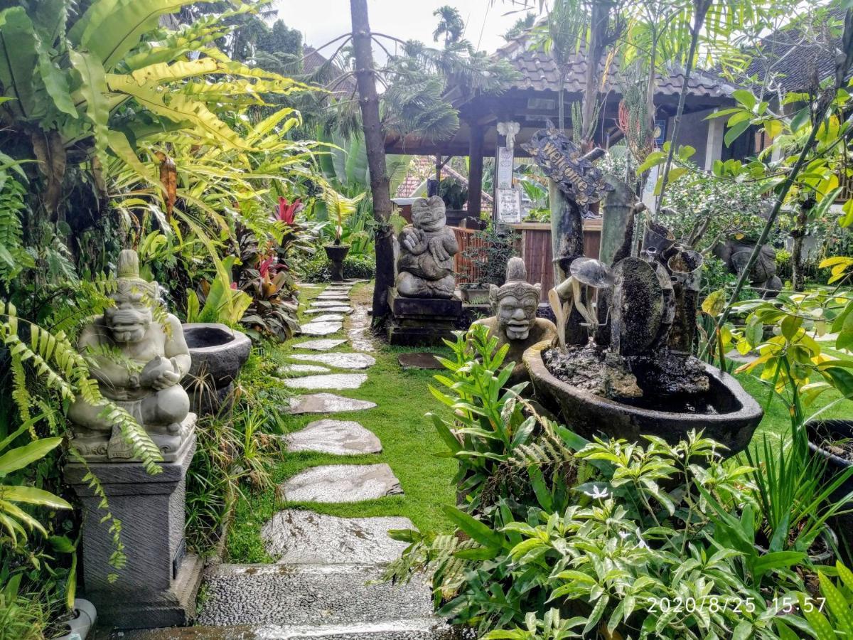 Putu'S Paradise Guesthouse Ubud Exteriör bild